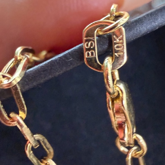 New Solid 10K Gold Paperclip Chain Necklace 18” 2.3mm 1.7g Minimalist - Picture 4 of 8